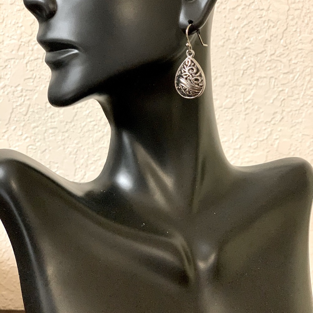 Lia Sophia Earrings